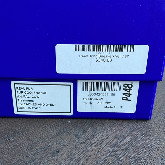 White runners/sneakers, fur trim - Picture 8 of 8